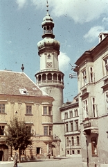 Magyarország, Sopron, a Fő (Ferenc József) tér a Kolostor utcából nézve, háttérben a Tűztorony., 1943, Konok Tamás id, színes, Fortepan #42669