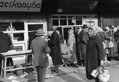 Hungary, Győr, Virágpiac (Egység) tér, pavilonsor., 1960, Konok Tamás id, hospitality, steakhouse, Fortepan #43754