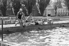 Hungary, Győr, Töltésszer, strand., 1943, Konok Tamás id, swimming lesson, Fortepan #43781