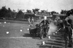 Magyarország, Somogymegyei Automobil Club csillagtúrája, Harley-Davidson típusú oldalkocsis motorkerékpár., 1930, Vojnich Pál, amerikai gyártmány, motorkerékpár, oldalkocsis motorkerékpár, verseny, Harley-Davidson-márka, Mobiloil-márka, Mobiloil, Mobiloil-márka, Fortepan #43811