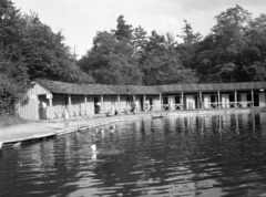 1961, Gyöngyi, strand, fürdőzés, életkép, kabinsor, Fortepan #44216