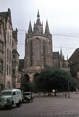 Németország, Erfurt, Domplatz, háttérben a Dóm., 1962, Fortepan, templom, színes, teherautó, utcakép, Robur-márka, DKW-márka, NDK, Robur Garant, DKW F5/F7/F8, Fortepan #44292