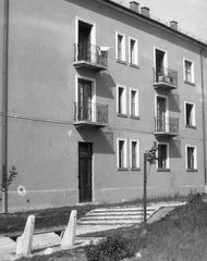 Magyarország, Budapest XIII., Gyöngyösi utca 51/a sz. hátsó homlokzata., 1955, Korenchy László, ablak, erkély, szocreál, épület, Budapest, Fortepan #44547