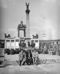 Magyarország, Budapest XIV., Hősök tere, Eucharisztikus Világkongresszus., 1938, Fortepan, lovas szobor, Budapest, szoborcsoport, Árpád-ábrázolás, Gábriel arkangyal-ábrázolás, Fortepan #4462