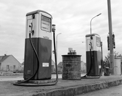 Hungary, 1970, Fortepan, transport, gas station, barrel, fire extinguisher, dustbin, Fortepan #4496