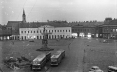 Magyarország, Baja, Szentháromság (Béke) tér., 1962, Mészáros Zoltán, autóbusz, magyar gyártmány, Ikarus-márka, Ikarus 620/630, Fortepan #45274