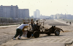 Germany, Berlin, a berlini fal lebontott védelmi övezete a mai Hannah-Arendt-Strasse felől nézve., 1990, Urbán Tamás, vehicle, colorful, blocks, GDR, Berlin Wall, East-Berlin, Fortepan #45307