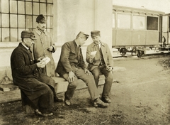 Romania,Transylvania, Arad és Csanádi Egyesült Vasutak (ACsEV) vonalán egy fűtőház tövében., 1910, Morvay Kinga, railway, railroader, Fortepan #45355