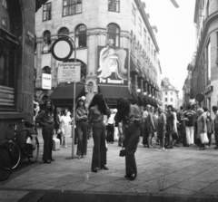 Denmark, Copenhagen, Klosterstraede és a Stroget kereszteződése., 1970, Schiffer Pál, street view, bicycle, Fortepan #45494