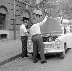 Magyarország, Budapest XII., Hertelendy utca, háttérben az Ugocsa utca., 1967, Fortepan, Trabant-márka, Trabant 601, Budapest, Fortepan #4562