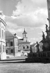 Magyarország, Veszprém, Szentháromság tér a Várban., 1958, Krasznai Gyula, szobor, Fortepan #45784