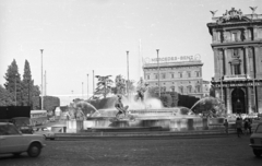 Olaszország, Róma, Piazza Esedra, Najádok kútja., 1971, Krasznai Gyula, szökőkút, szobor, forgalom, Fortepan #45900