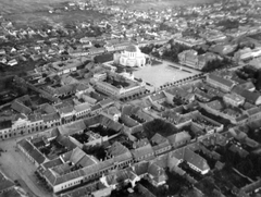 Magyarország, Mohács, légifotó, Széchenyi tér, Fogadalmi Templom., 1941, Vojnich Pál, légi felvétel, középület, madártávlat, Árkay Aladár-terv, Fortepan #46379