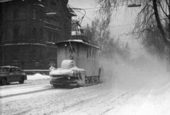 Hungary, Budapest XIV., Thököly út a város felé nézve, balra az Ilka utca torkolata, hóseprő Muki-muzdony., 1963, Mészáros Zoltán, winter, snow, tram, snow sweeper, Budapest, Fortepan #46428