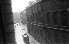 Magyarország, Budapest VIII., Baross utca a Kálvin tér felé nézve, jobbra a Wenckheim-palota, Fővárosi Szabó Ervin Könyvtár épülete., 1964, Mészáros Zoltán, magyar gyártmány, Ikarus-márka, trolibusz, Ikarus 60T, Budapest, Fortepan #46492