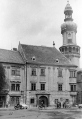 Hungary, Sopron, Fő (Beloiannisz) tér, szemben a Storno-ház, mögötte a Tűztorony., 1963, Mészáros Zoltán, Fortepan #46549