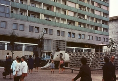 Germany, Dresden, Sankt Petersburger Strasse (Leningrader Straße), szemben a Prager Zeile nevű épület., 1970, Gwen Jones, playground, colorful, blocks, elephant, GDR, post, Fortepan #46861