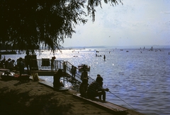 Magyarország,Balaton, Siófok, Balaton-part., 1968, Gwen Jones, strand, színes, nyaralás, gumicsónak, Fortepan #46915