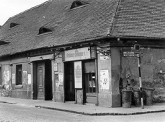 Magyarország, Óbuda, Budapest III., Harrer Pál utca - Vöröskereszt utca sarok., 1972, Óbudai Múzeum, Budapest, Fortepan #47371