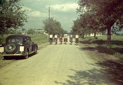 1939, Fortepan, kerékpár, színes, népviselet, automobil, rendszám, Fortepan #4948