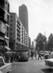 Olaszország, Milánó, Via Vittor Pisani, háttérben a Breda-torony., 1969, Nagy Gyula, felhőkarcoló, Fortepan #50058