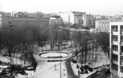 Magyarország, Budapest II., Mechwart liget., 1981, Nagy Gyula, tél, Trabant-márka, park, Polski Fiat-márka, Polski Fiat 126p, Budapest, Peugeot 304, Trabant 601 Universal, Fortepan #50097