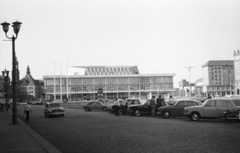 Németország, Drezda, Altmarkt a Wilsdruffer Strasse (Ernst-Thälmann-Strasse) és a Kulturpalast felé nézve., 1970, Nagy Gyula, német gyártmány, Wartburg-márka, NDK, lámpaoszlop, automobil, Fortepan #50170