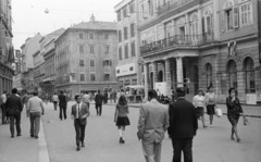 Horvátország,Adria, Fiume, a Korzo, jobbra a régi Városháza (később a Rádio Rijeka) épülete., 1971, Nagy Gyula, Jugoszlávia, utcakép, Fortepan #50213