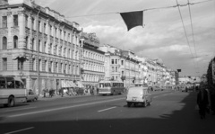 Oroszország, Szentpétervár, (Leningrád) Nyevszkij sugárút., 1967, Nagy Gyula, Szovjetunió, szovjet gyártmány, Moszkvics-márka, trolibusz, ZIU-márka, ZIU-5, cirill írás, Fortepan #50308