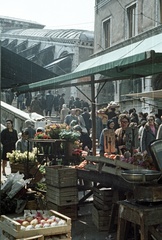 Olaszország, Velence, a Ruga degli Orefici, szemben a Rialto híd., 1964, Nagy Gyula, színes, Fortepan #50418