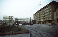 Németország, Drezda, a Dr.-Külz-Ring a Seestrasse felől a Wallstrasse felé nézve., 1965, Nagy Gyula, színes, utcakép, NDK, sínpálya, Fortepan #50434