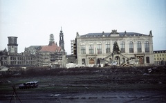 Németország, Drezda, Neumarkt, a Drezdai Kastély (Residenzschloss) romjai, a Hofkirche tornya és a Johanneum (később közlekedési múzeum)., 1965, Nagy Gyula, színes, építkezés, NDK, épületkár, Fortepan #50442