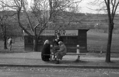 Magyarország, 1965, Nagy Gyula, borozó, pad, háttal, Fortepan #50486