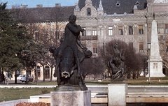 Hungary, Szeged, Széchenyi tér, előtérben a romboló Tisza, háttérben az építő Tisza szobra (Pásztor János, 1934.)., 1963, Nagy Gyula, colorful, monument, square, Obelisk, sculptural group, nude figure, Fortepan #50749