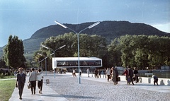 Magyarország,Balaton, Badacsony, Badacsonytomaj, hajóállomás, szemben a Tátika étterem (Callmeyer Ferenc, 1962.)., 1964, Nagy Gyula, színes, étterem, modern építészet, Callmeyer Ferenc-terv, Fortepan #50776