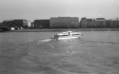 Hungary, Budapest, látkép a budai alsó rakpart felől a Jászai Mari tér felé nézve., 1963, Nagy Gyula, water bus, Leányfalu ship, Fortepan #50791