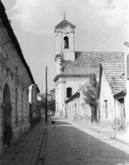 Magyarország, Szentendre, Kucsera Ferenc (Május 1.) utca, Szent Péter-Pál-templom., 1966, Nagy Gyula, utcakép, Fortepan #50793