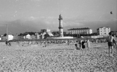 Németország, Warnemünde, Rostock, strand és a régi világítótorony., 1962, Nagy Gyula, strand, NDK, világítótorony, Karl Friedrich Kerner-terv, Fortepan #50947