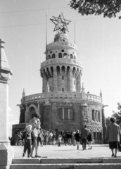 Magyarország, Budapest XII., Jánoshegy, Erzsébet kilátó., 1960, Nagy Gyula, kirándulás, életkép, vörös csillag, Budapest, Fortepan #51074