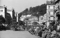 Czech Republik, Karlovy Vary, jobbra a Vrídelní ulice, balra az egykori Lázne III. Szanatórium (később Windsor Spa Hotel)., 1959, Nagy Gyula, Czechoslovakia, historicism, palm tree, health resort, Ludwig Renner-design, Gustav Hain-design, Eduard Labitzky-design, Fortepan #51314