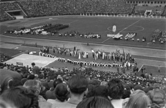 Magyarország, Népstadion, Budapest XIV., a XII. Főiskolai Világbajnokság megnyitóünnepsége, 1954. július 31., 1954, Nagy Gyula, tömeg, stadion, Budapest, Fortepan #51791