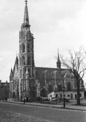 Magyarország, budai Vár, Budapest I., Mátyás-templom a Tárnok utcából nézve., 1953, Nagy Gyula, templom, Budapest, Fortepan #51872