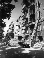 Hungary, Budapest XII., Németvölgyi út a Királyhágó tér felől a Kék Golyó utca felé nézve., 1945, Kramer István dr, Kunszt János, war damage, Horse-drawn carriage, coach, Budapest, Fortepan #52023