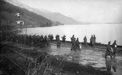 Olaszország, Calceranica al Lago, 1917, Komlós Péter, első világháború, menetoszlop, Fortepan #52333