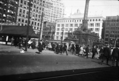 Amerikai Egyesült Államok, Ohio állam, Cleveland, Public Square, szemben a polgárháború katonáinak és matrózainak emlékműve (Scofield, 1894.)., 1930, Fortepan, utcakép, Fortepan #52869