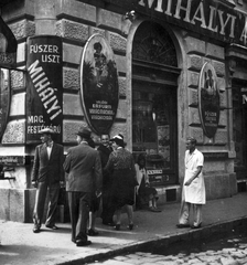 Magyarország, Szeged, Tisza Lajos körút - Attila utca sarok., 1939, Vargha Zsuzsa, reklám, Fortepan #52911