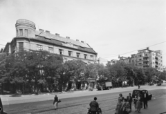 Magyarország, Budapest XI., Fehérvári út, a piac felől a körtér felé nézve., 1956, UVATERV, motorkerékpár, ló, lovaskocsi, teherautó, fogat, automobil, rendszám, Budapest, Fortepan #5332