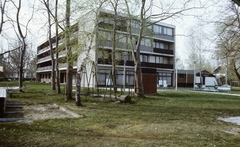 Magyarország, Balatonboglár, Kodály Zoltán utca 64., OKISZ-üdülő., 1979, Balázs Lajos, játszótér, színes, Fortepan #53393