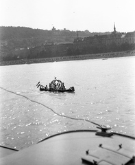 Magyarország, Budapest I., Szent István Emlékév, hajófelvonulás a Dunán a pesti rakpart felől nézve., 1938, Nagy Gyula, Budapest, Fortepan #54210