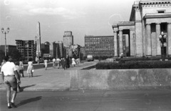 Lengyelország, Varsó, a Kultúra és Tudomány Palotája északi előtere az ulica Emilii Plater felől nézve., 1958, Lencse Zoltán, szocreál, felhőkarcoló, Lev Rudnev-terv, Fortepan #54703